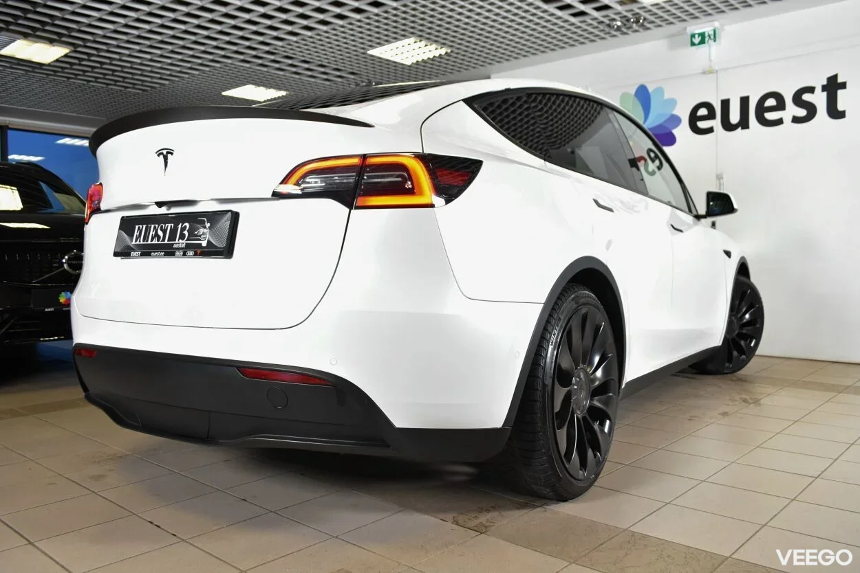 Tesla Model Y AWD / PERFORMANCE / Long Range Dual / FULL 393kW
