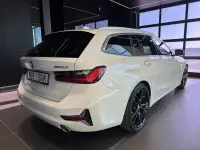 BMW 320 2.0 140kW thumbnail