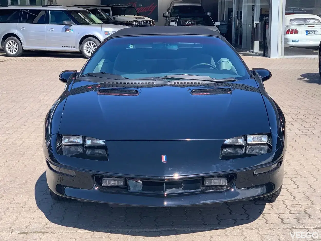 Chevrolet Camaro Z28 Convertible 5.7 V8 275hp 5.7 210kW