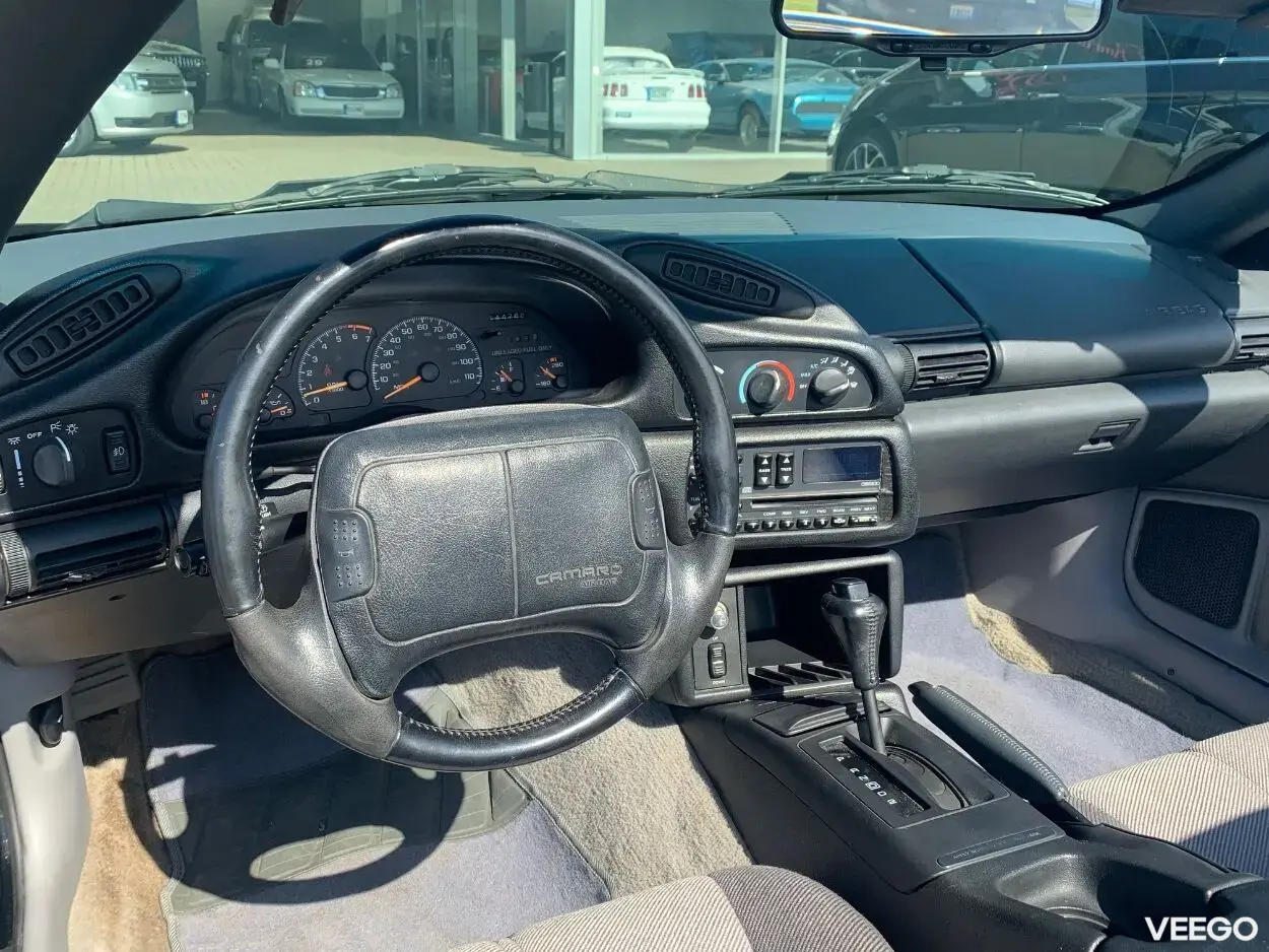 Chevrolet Camaro Z28 Convertible 5.7 V8 275hp 5.7 210kW