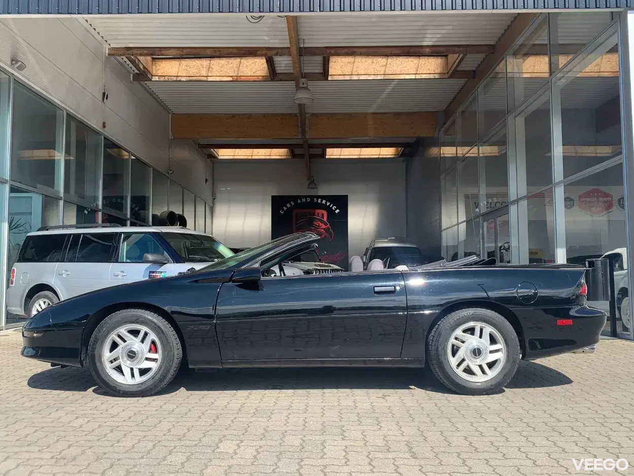 Chevrolet Camaro Z28 Convertible 5.7 V8 275hp 5.7 210kW