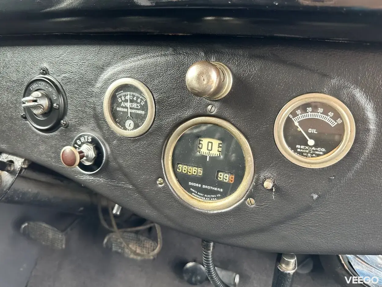 Dodge Brothers Business Sedan 3.5 R4 35hp 3.5