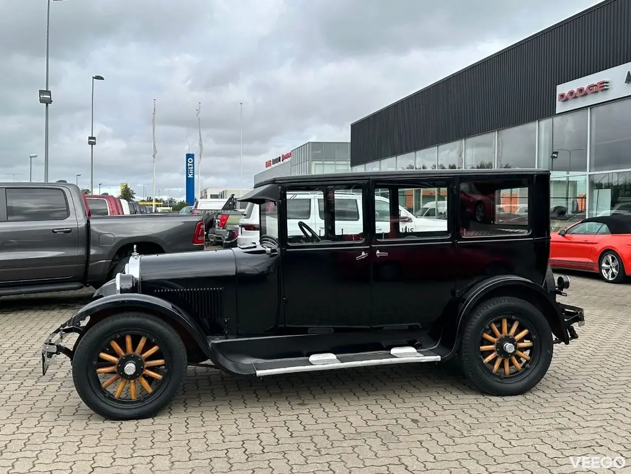 Dodge Brothers Business Sedan 3.5 R4 35hp 3.5