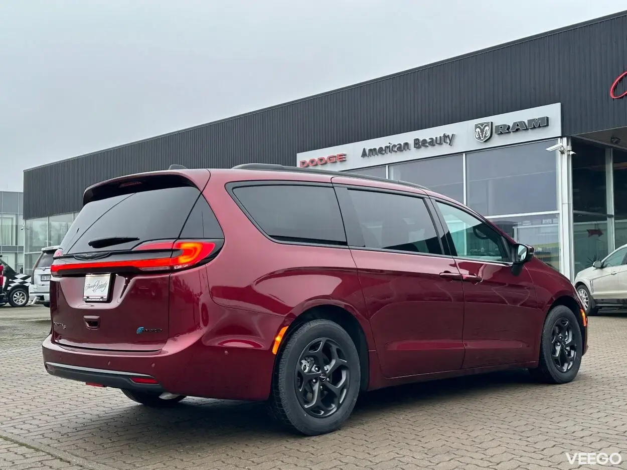 Chrysler Pacifica Hybrid S 3.6 V6 Pentastar 3.6
