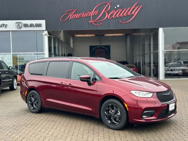 Image of Chrysler Pacifica Hybrid S 3.6 V6 Pentastar 3.6