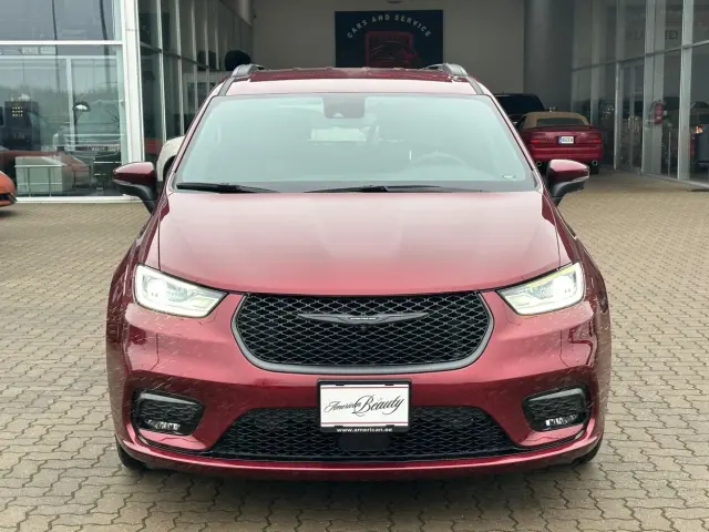 Image of Chrysler Pacifica Hybrid S 3.6 V6 Pentastar 3.6
