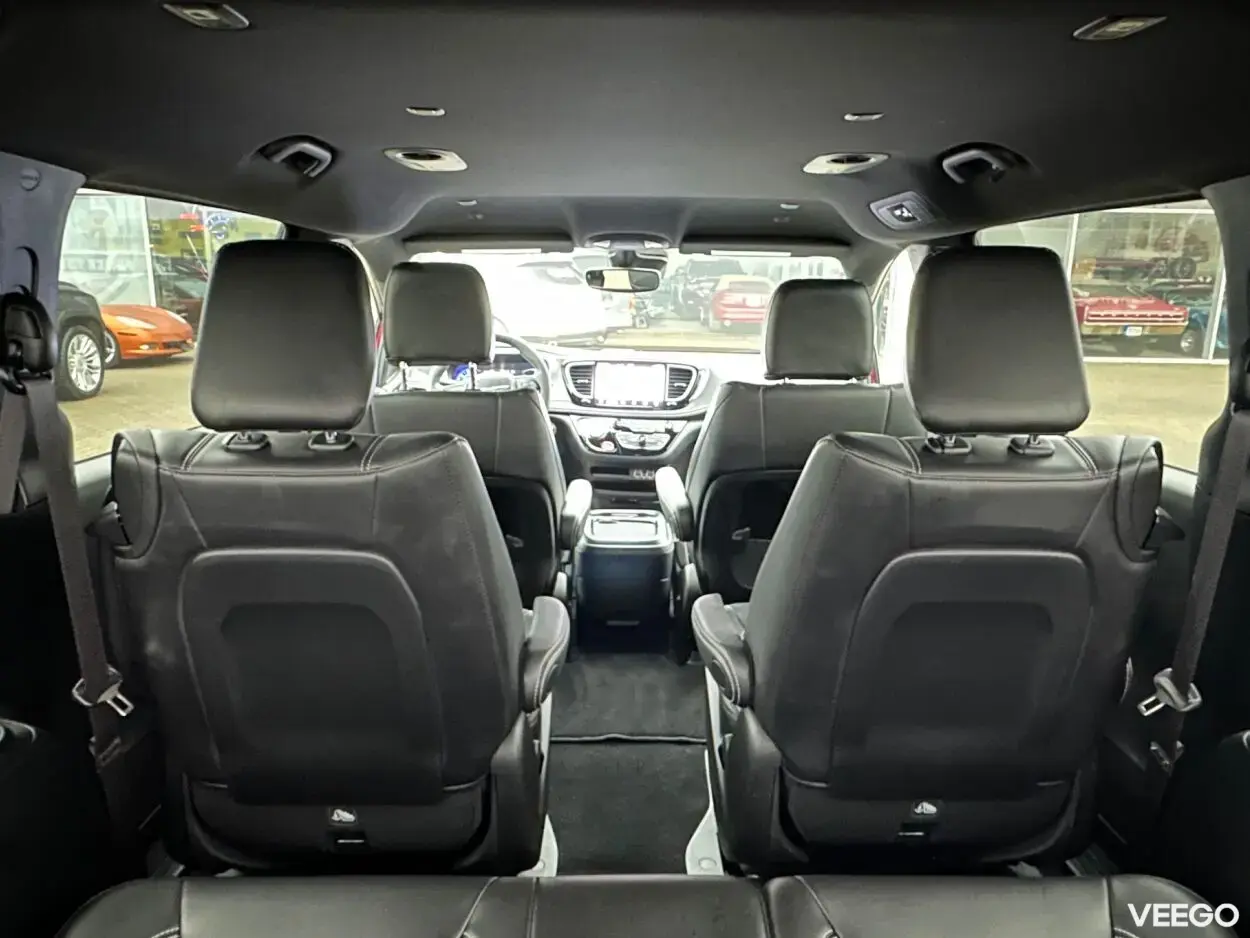 Chrysler Pacifica Hybrid S 3.6 V6 Pentastar 3.6