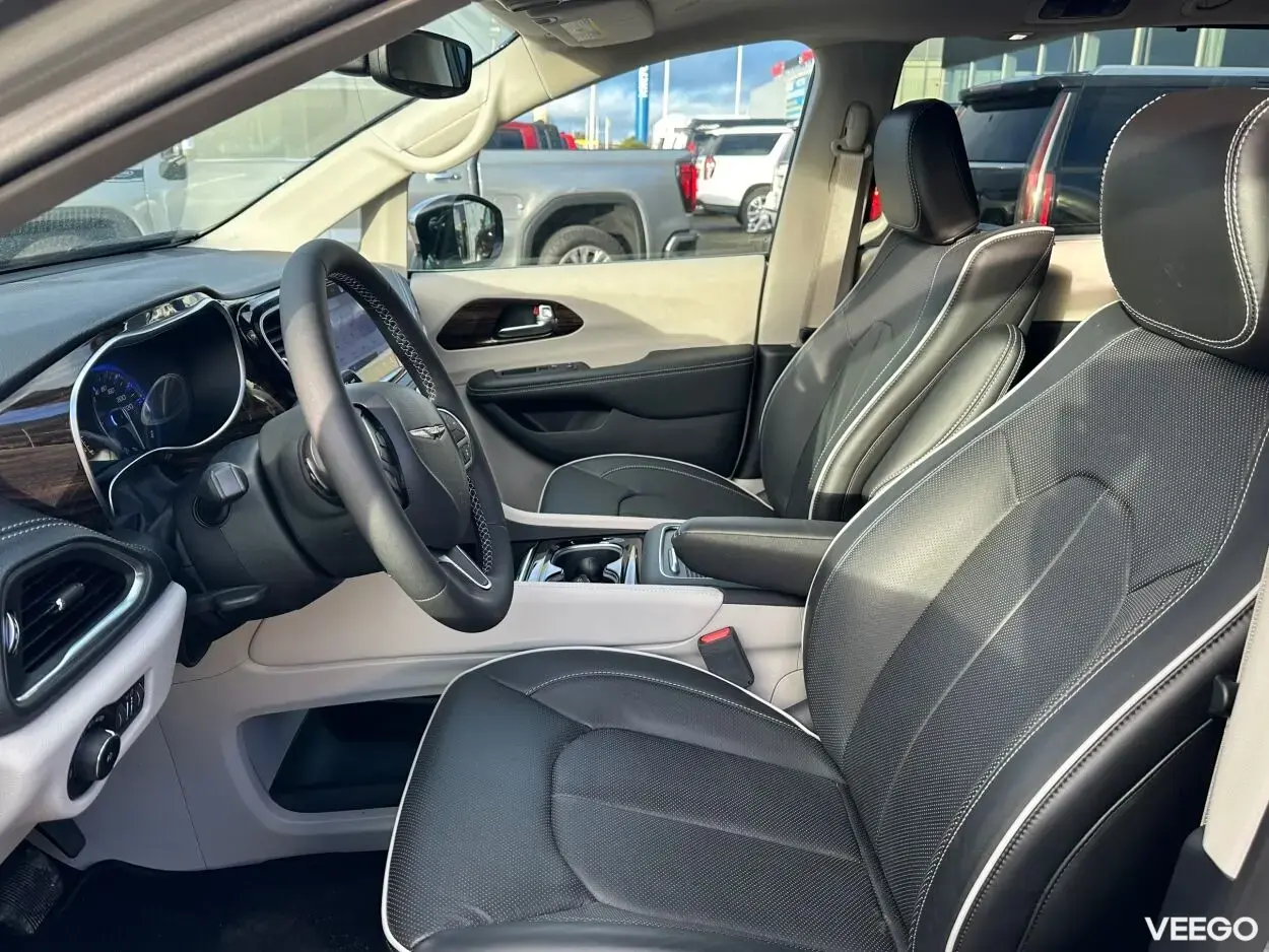 Chrysler Pacifica Limited AWD 3.6 V6 Pentastar 3.6