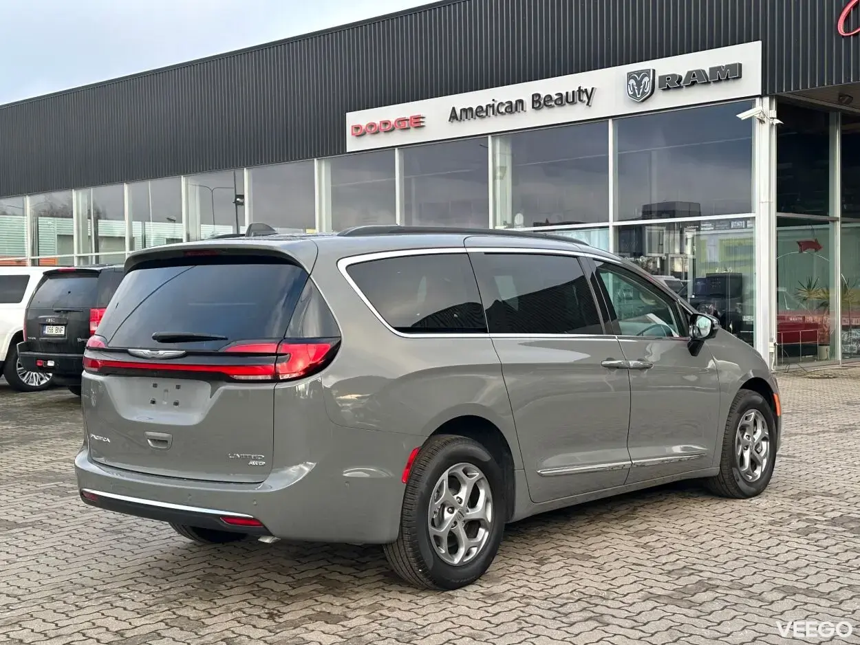 Chrysler Pacifica Limited AWD 3.6 V6 Pentastar 3.6