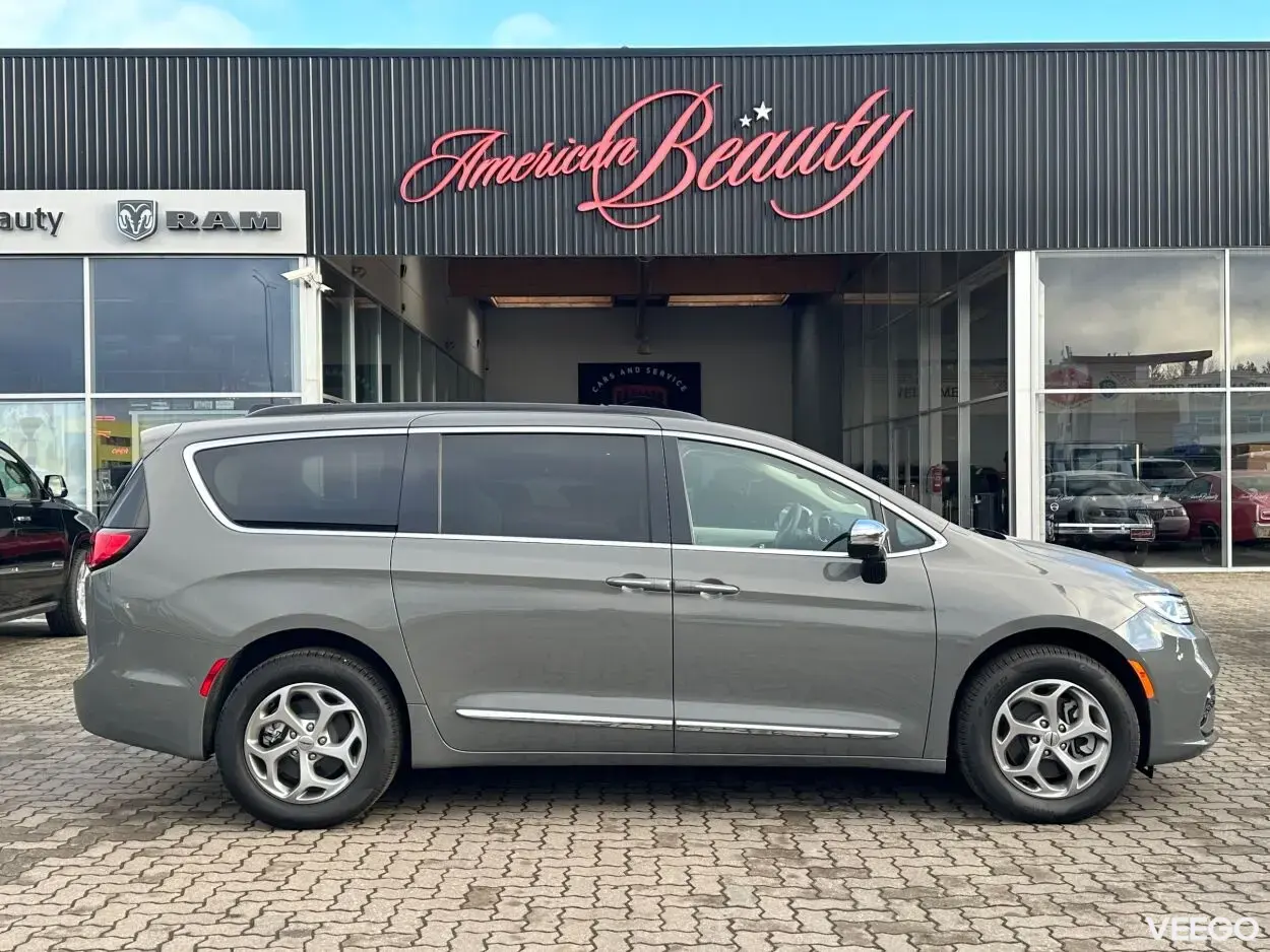 Chrysler Pacifica Limited AWD 3.6 V6 Pentastar 3.6