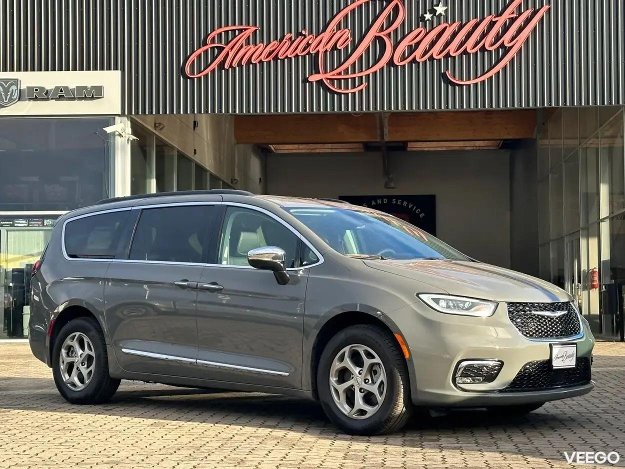 Chrysler Pacifica Limited AWD 3.6 V6 Pentastar 3.6