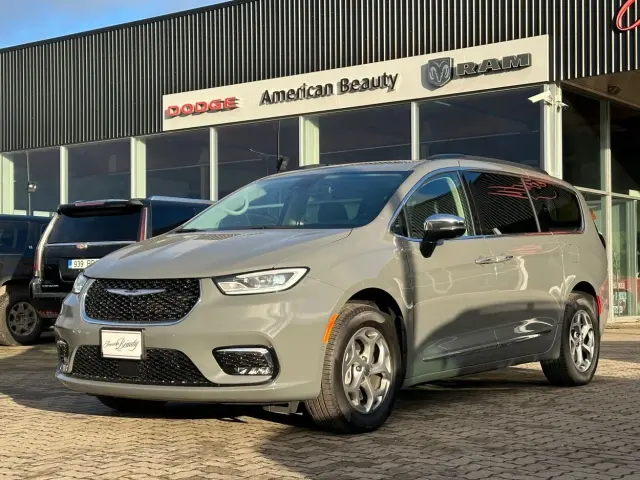 Image of Chrysler Pacifica Limited AWD 3.6 V6 Pentastar 3.6