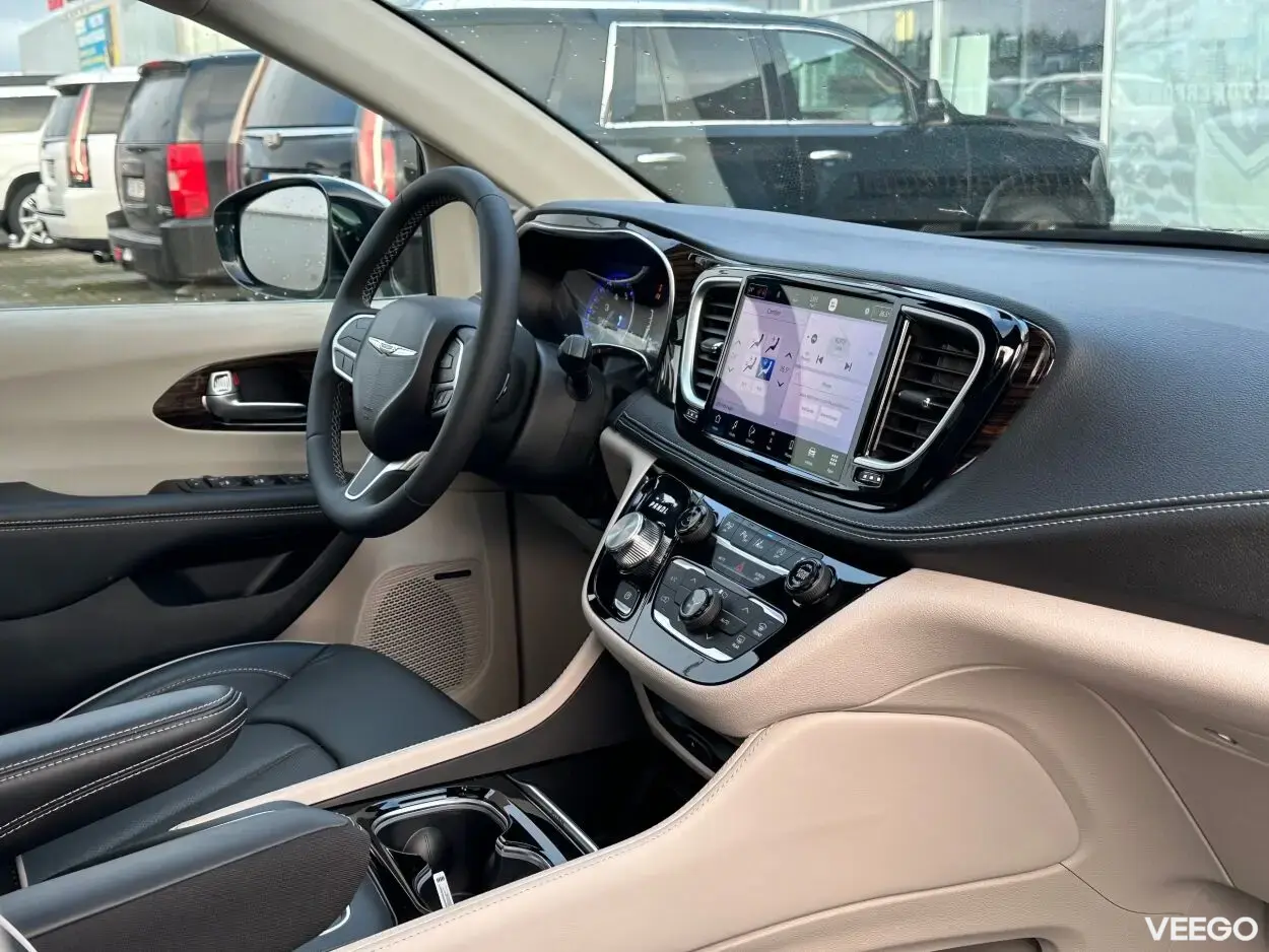 Chrysler Pacifica Limited AWD 3.6 V6 Pentastar 3.6