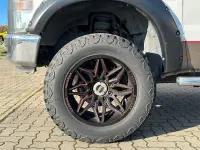 Ford F-250 Lariat Super Duty 4X4 6.4 thumbnail