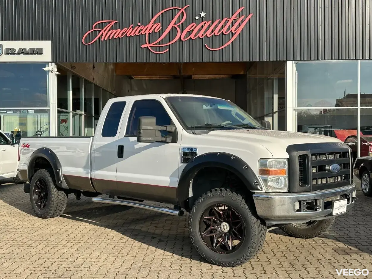Ford F-250 Lariat Super Duty 4X4 6.4