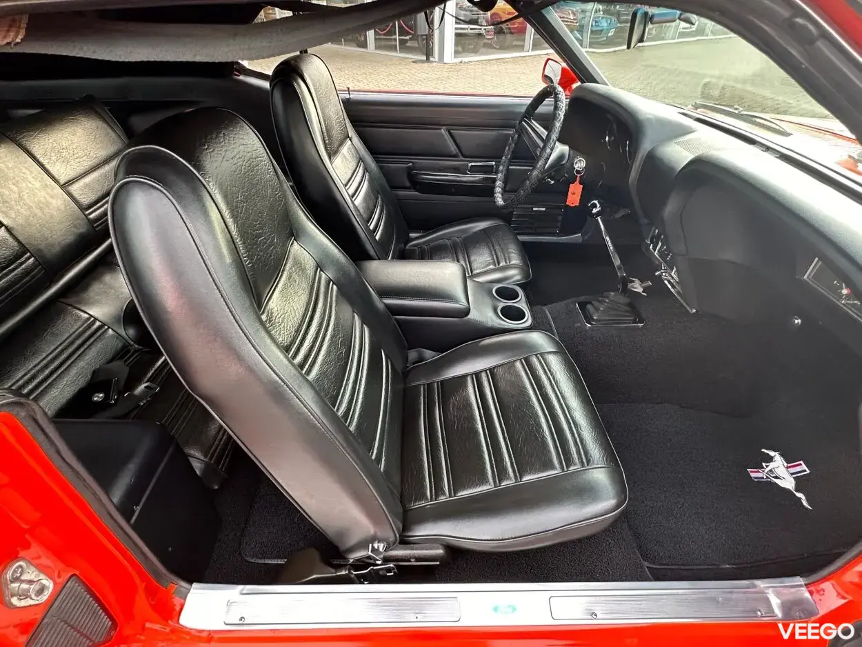 Ford Mustang Boss 302 4.9 213kW