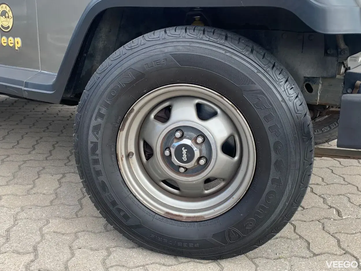 Jeep Wrangler Sahara Edition 4.2 R6 4.2 84kW
