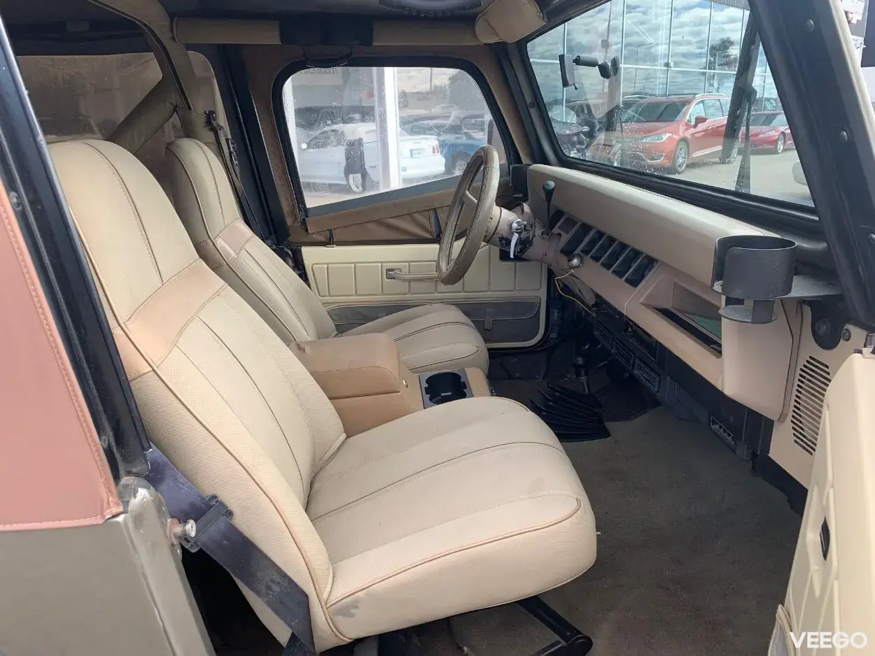 Jeep Wrangler Sahara Edition 4.2 R6 4.2 84kW