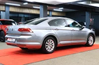 Volkswagen Passat 1.5 110kW thumbnail