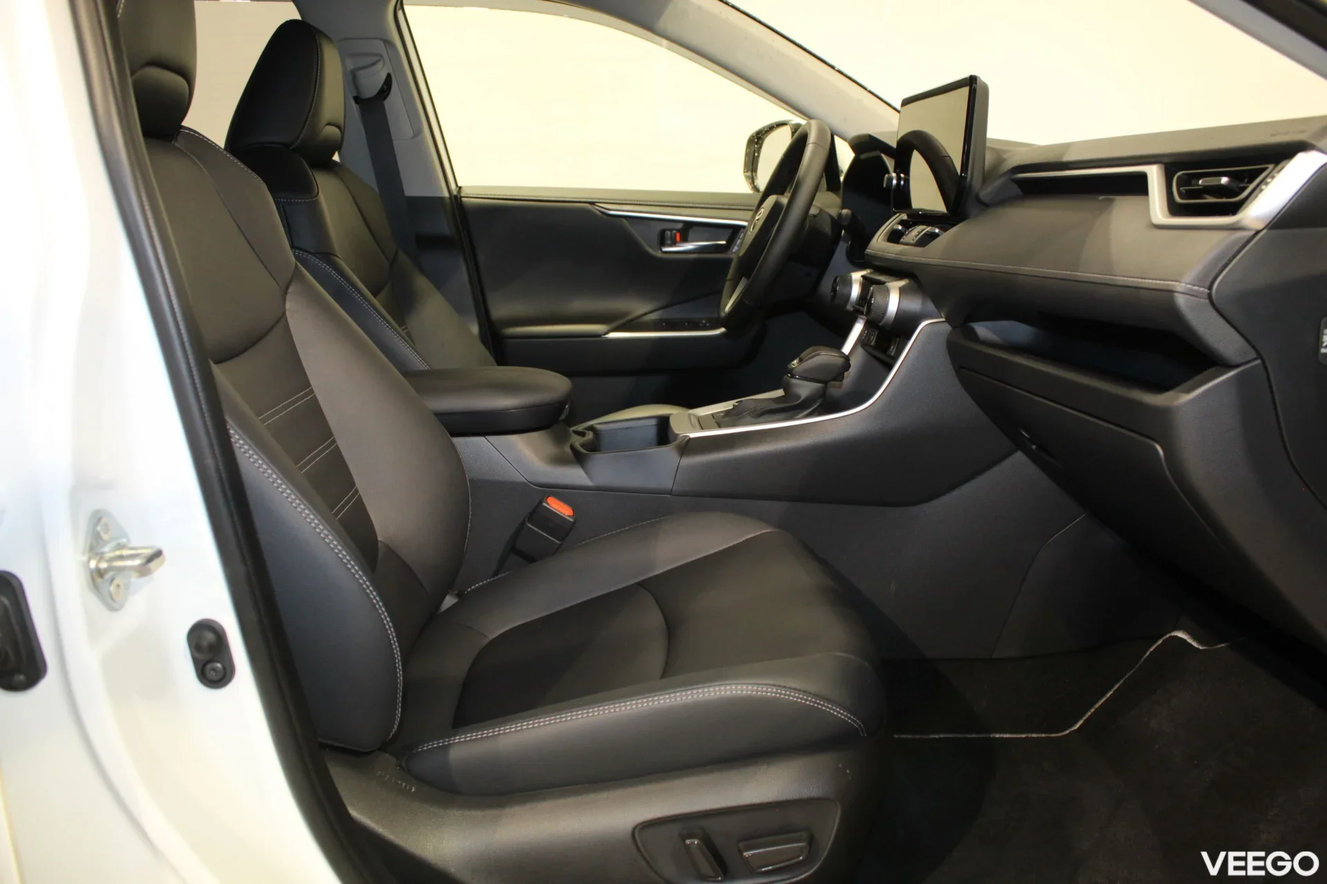 Toyota RAV4 Premium 4WD 2.5 131kW