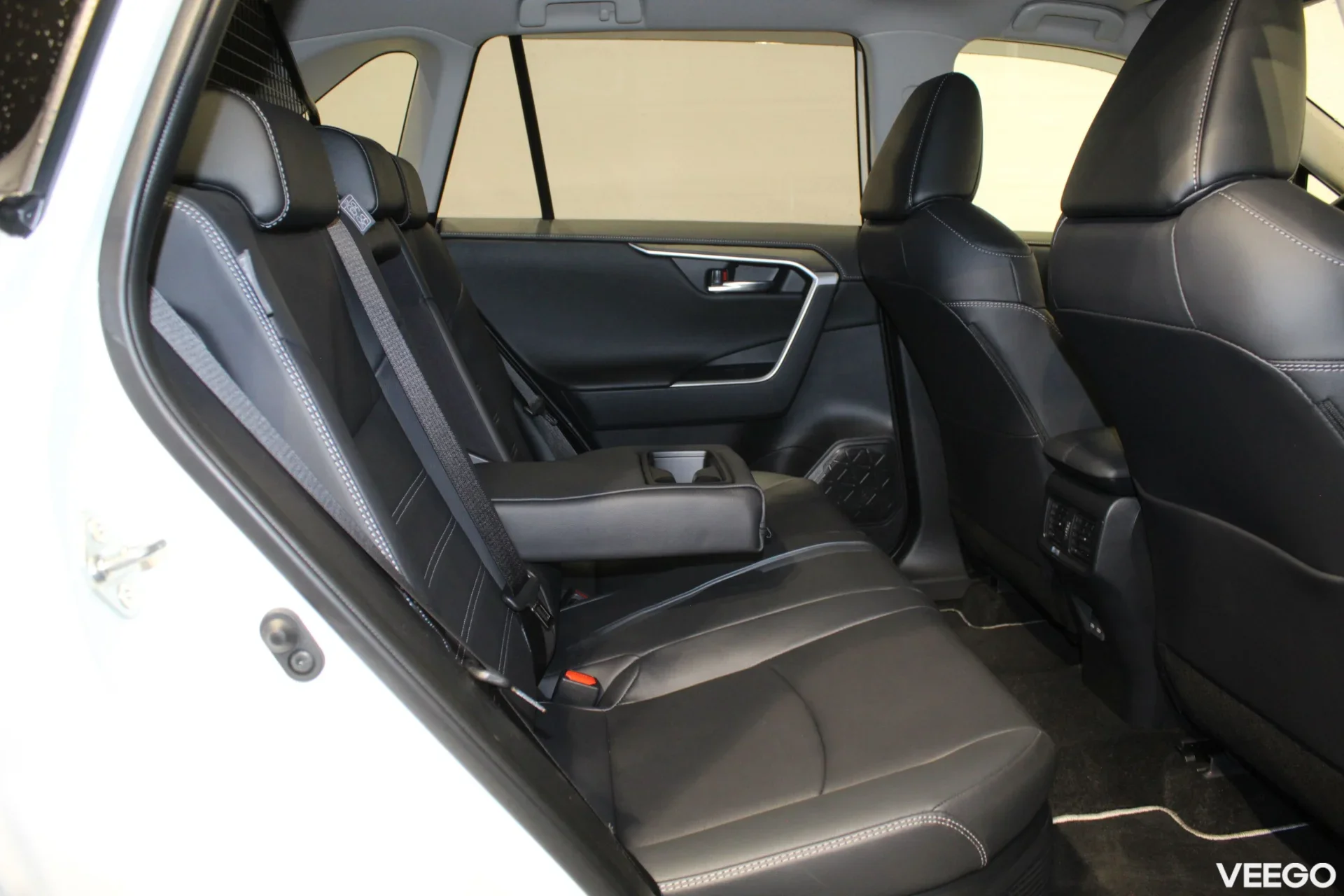 Toyota RAV4 Premium 4WD 2.5 131kW