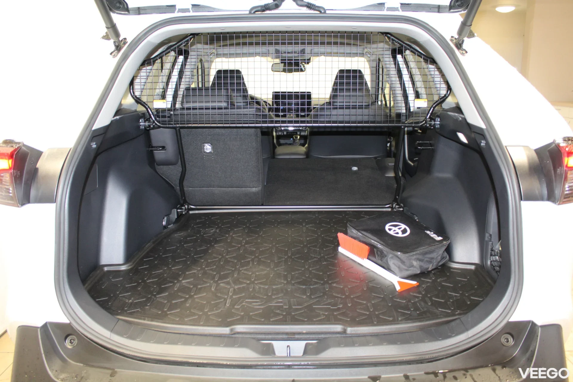 Toyota RAV4 Premium 4WD 2.5 131kW