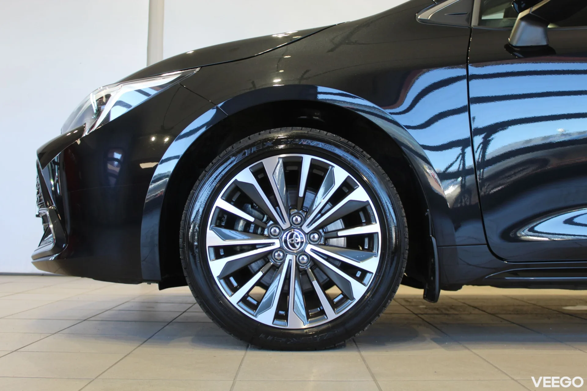 Toyota Corolla Touring Sports Luxury 2 112kW