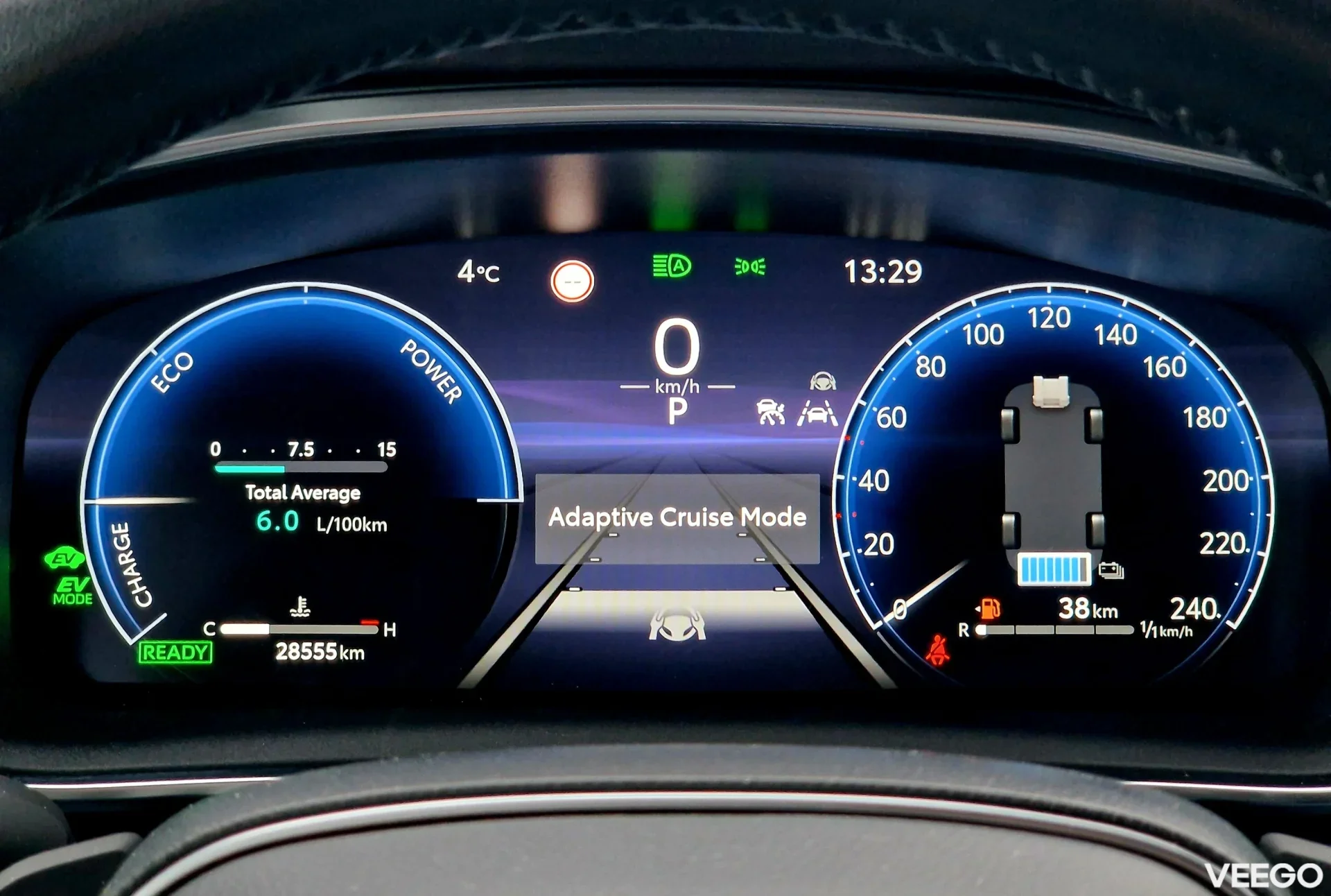 Toyota Corolla Touring Sports Luxury 2 112kW