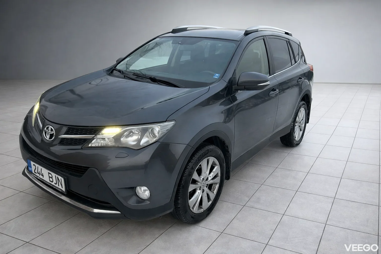 Toyota RAV4 2.0 111kW