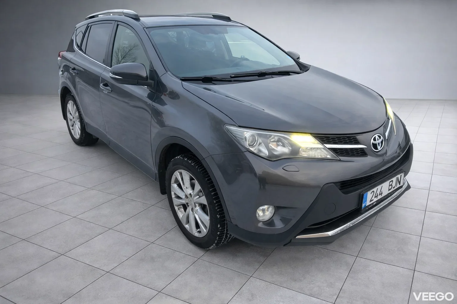 Toyota RAV4 2.0 111kW