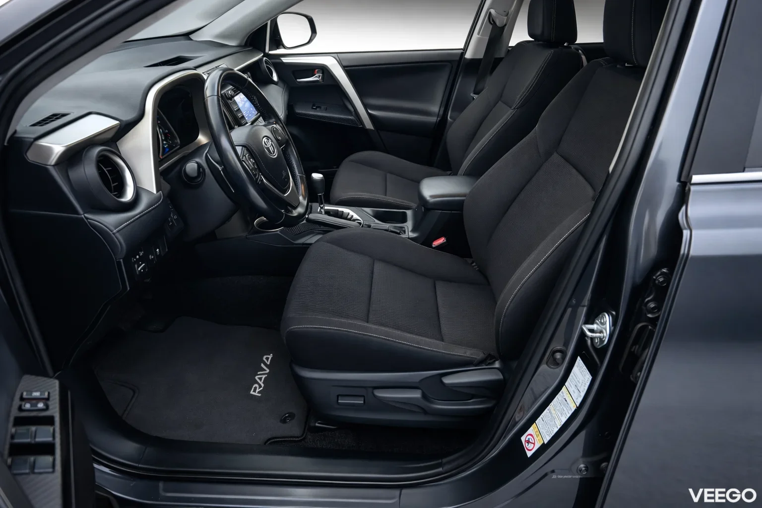 Toyota RAV4 2.0 111kW