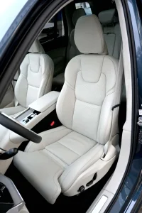 Volvo XC90 T8 TWIN ENGINE AWD 7K B&W 4C ULTRA BRIGHT XENIUM INTELLI SAFE PRO MY26 2 335kW thumbnail