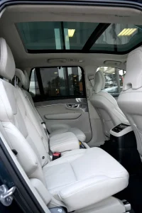 Volvo XC90 T8 TWIN ENGINE AWD 7K B&W 4C ULTRA BRIGHT XENIUM INTELLI SAFE PRO MY26 2 335kW thumbnail