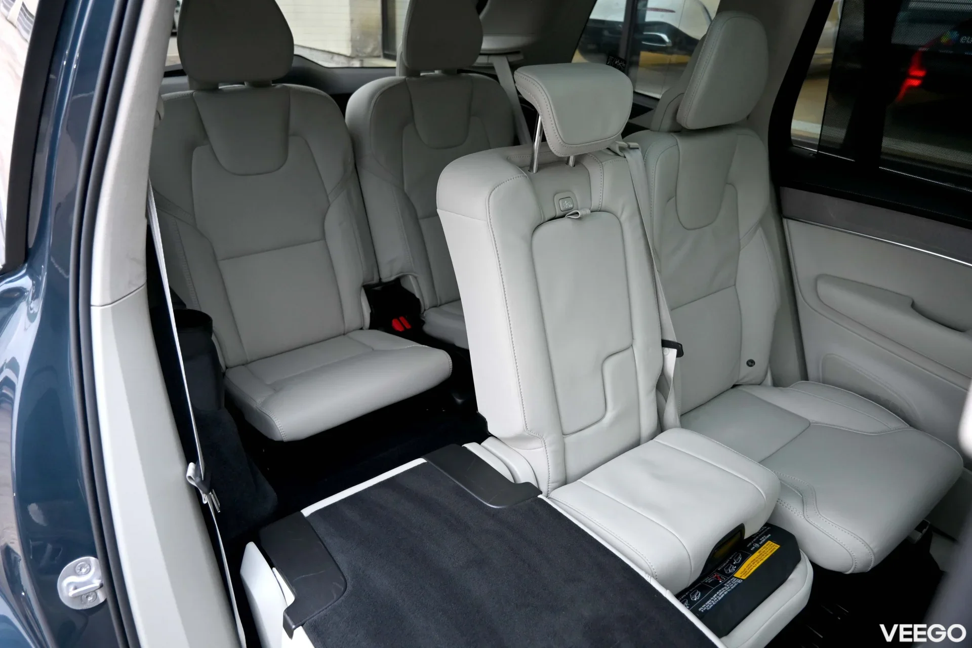 Volvo XC90 T8 TWIN ENGINE AWD 7K B&W 4C ULTRA BRIGHT XENIUM INTELLI SAFE PRO MY26 2 335kW