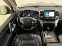 Toyota Land Cruiser 200 200kW thumbnail