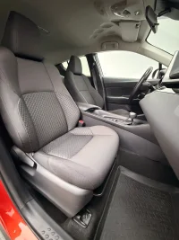 Toyota C-HR 72kW thumbnail