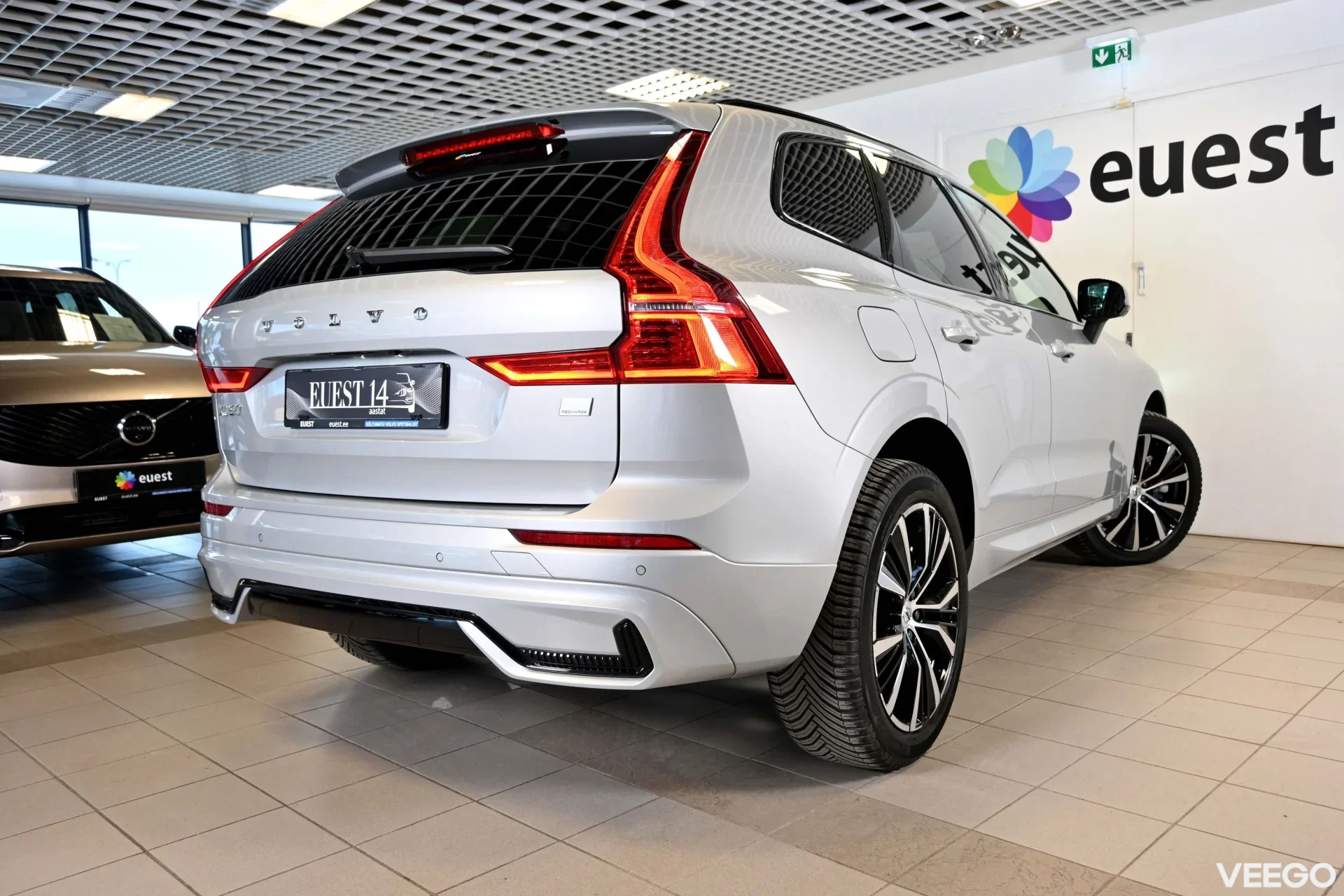 Volvo XC60 AWD T8 H&K ULTIMATE DARK XENIUM INTELLI SAFE PRO 2 335kW