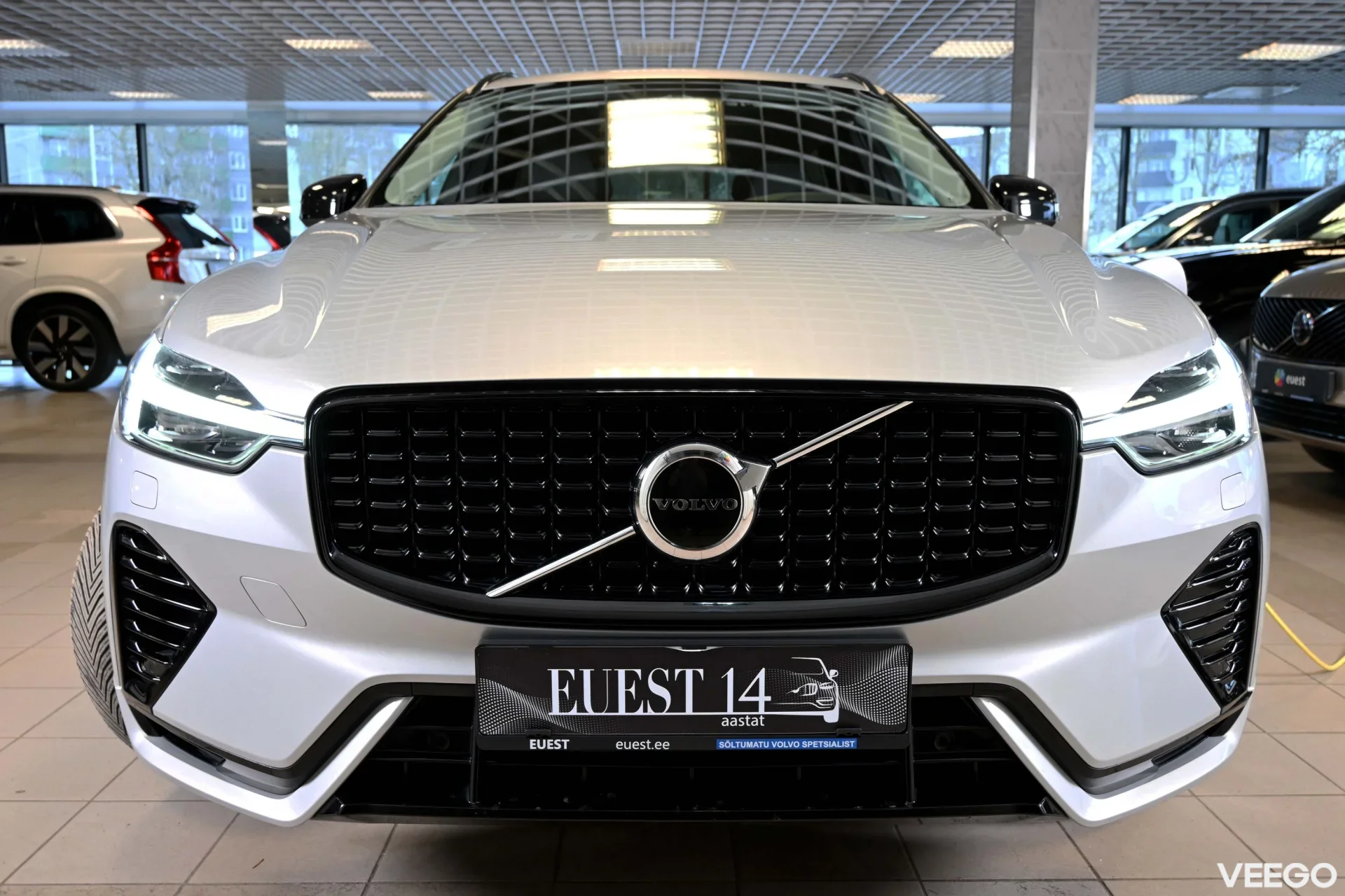 Volvo XC60 AWD T8 H&K ULTIMATE DARK XENIUM INTELLI SAFE PRO 2 335kW