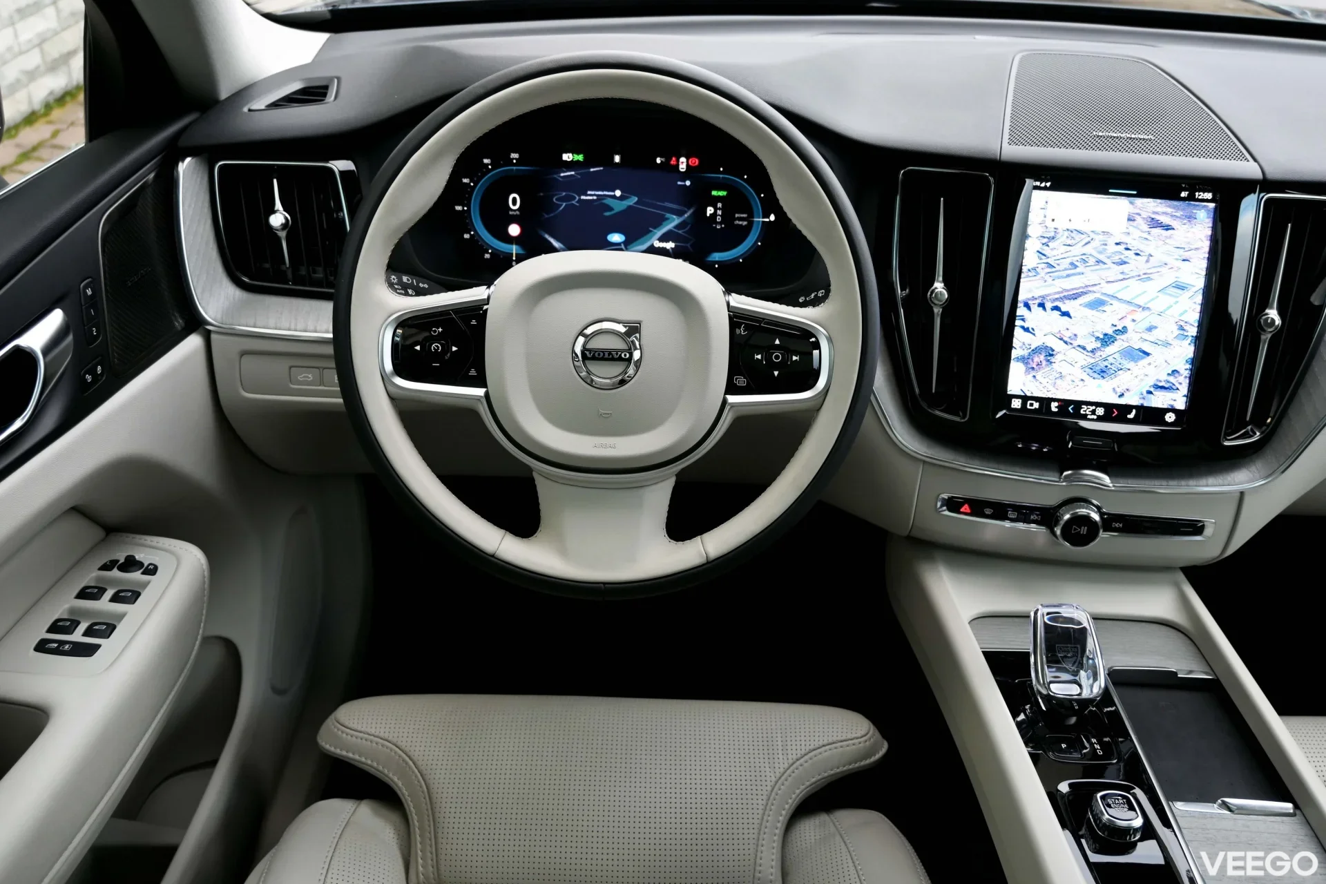 Volvo XC60 AWD H&K LUXURY BRIGHT XENIUM INTELLI SAFE PRO 2 293kW