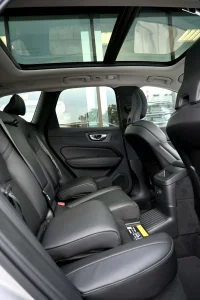 Volvo XC60 AWD T8 H&K ULTIMATE DARK XENIUM INTELLI SAFE PRO 2 335kW thumbnail