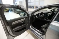 Volvo S90 2 140kW thumbnail