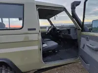 Toyota Land Cruiser 73 2.4 64kW thumbnail