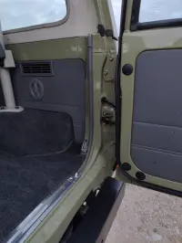 Toyota Land Cruiser 73 2.4 64kW thumbnail