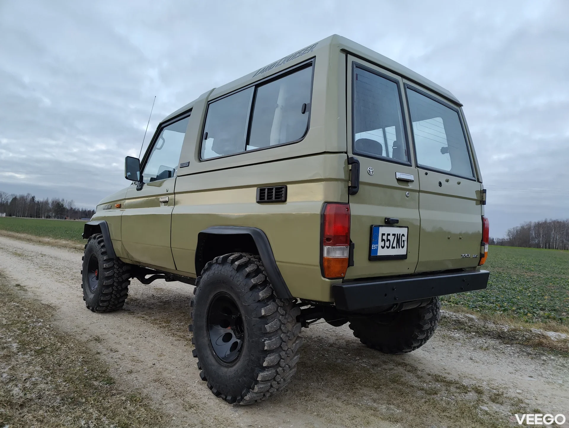 Toyota Land Cruiser 73 2.4 64kW