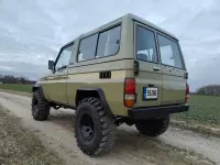 Toyota Land Cruiser 73 2.4 64kW thumbnail