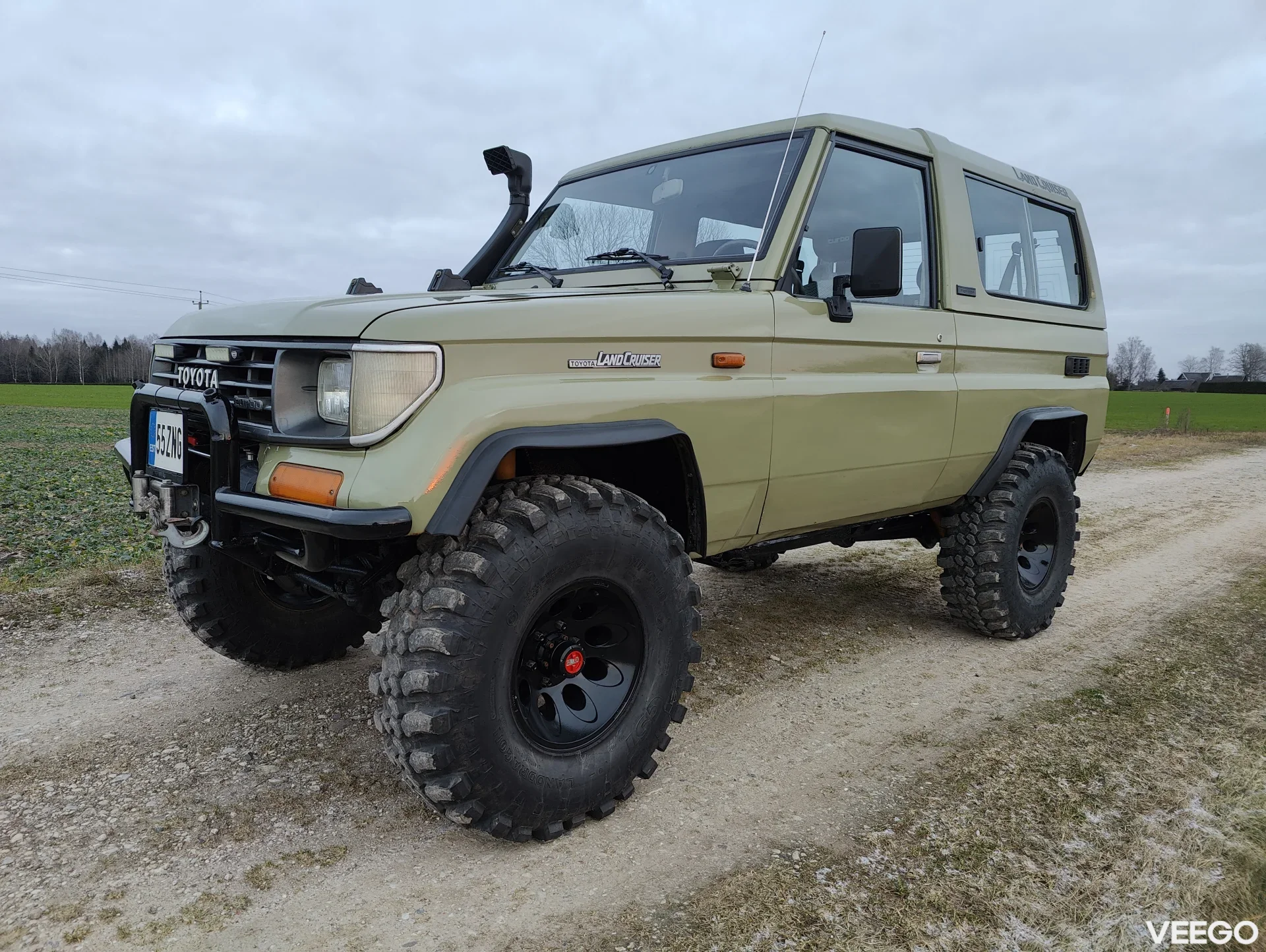 Toyota Land Cruiser 73 2.4 64kW
