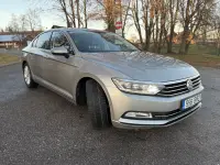 Volkswagen Passat 2.0 110kW thumbnail
