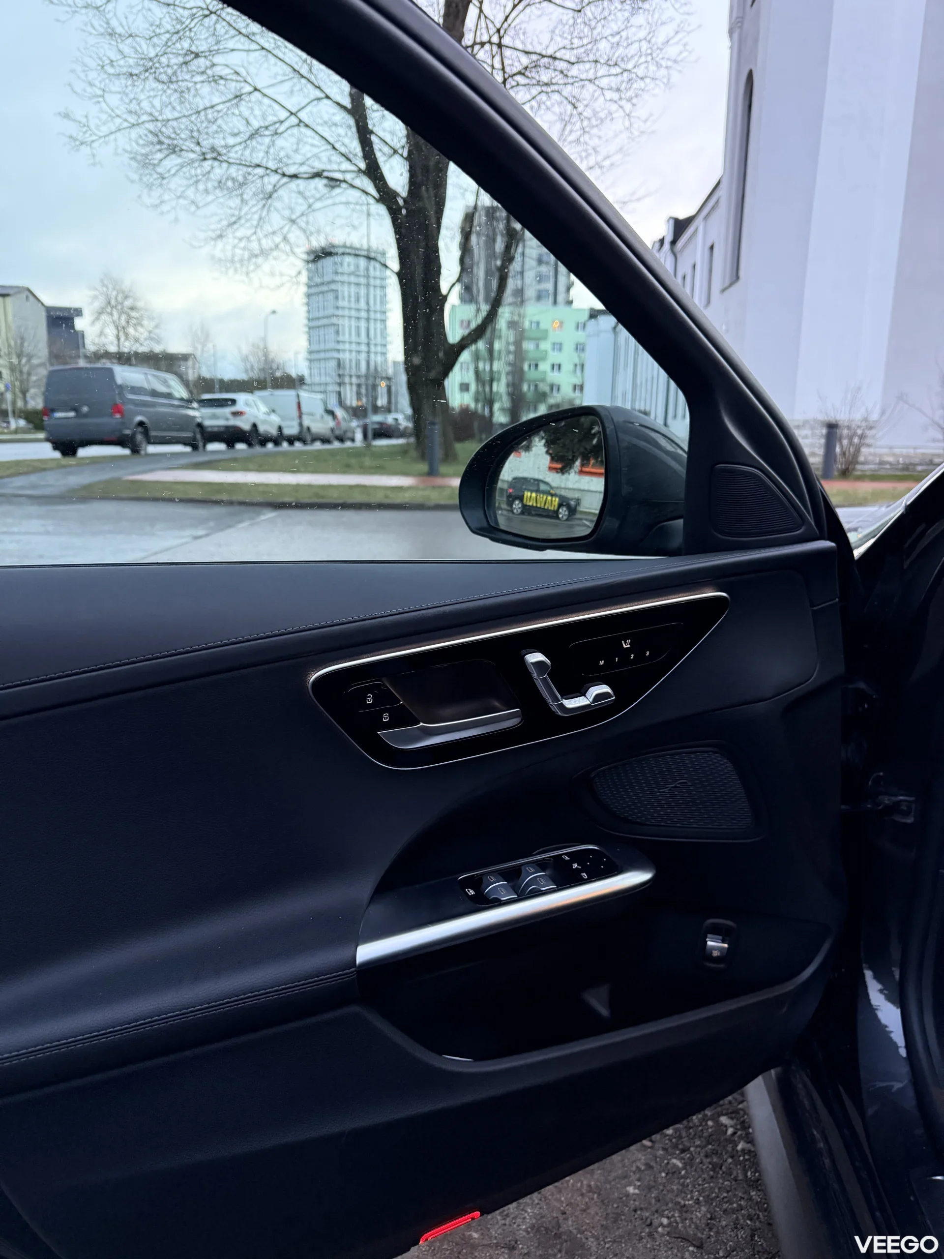 Mercedes-Benz C220 C220d AMG 147kW