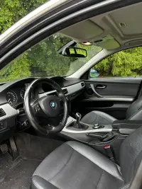BMW 325 3.0 145kW thumbnail