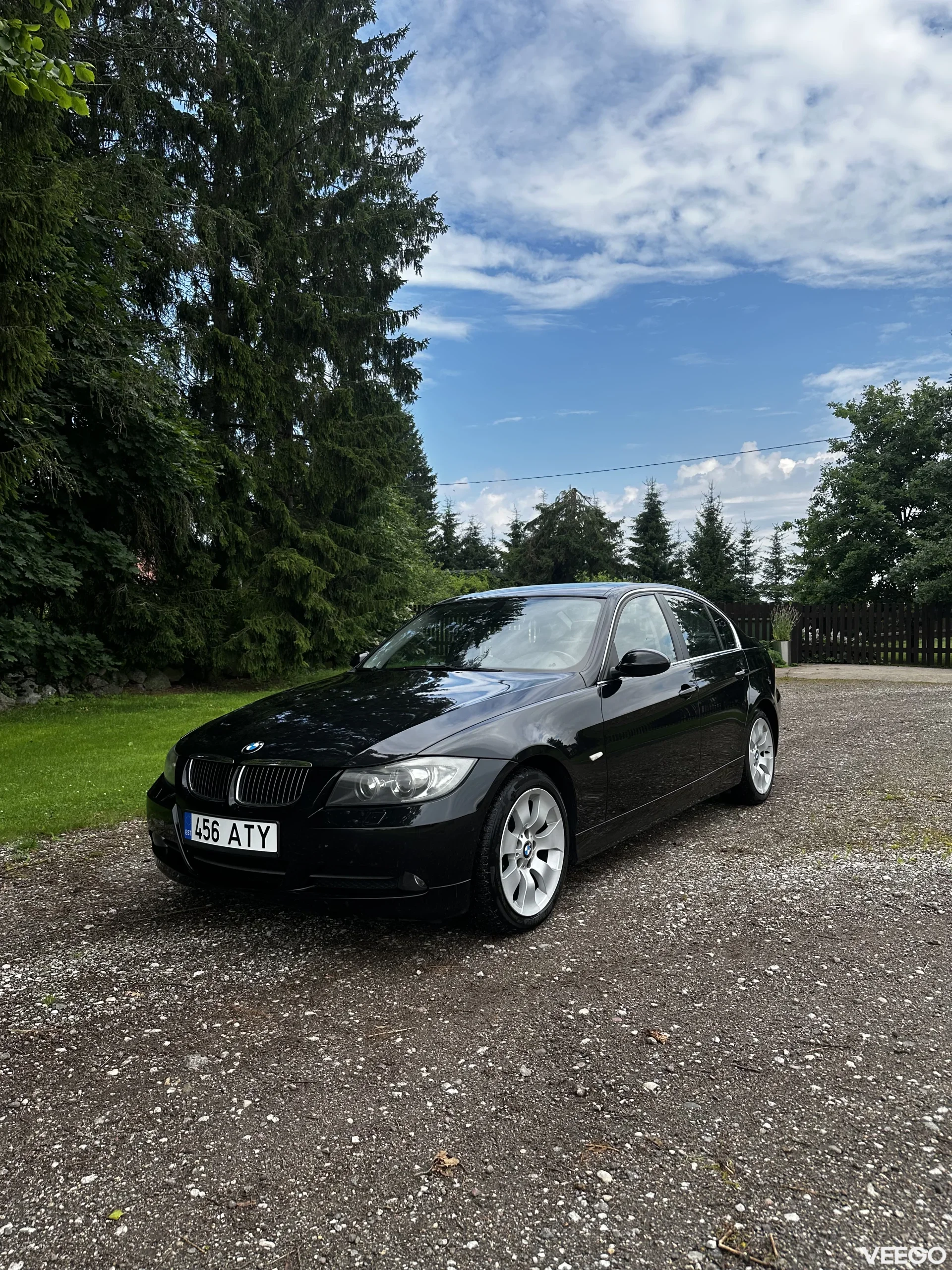 BMW 325 3.0 145kW